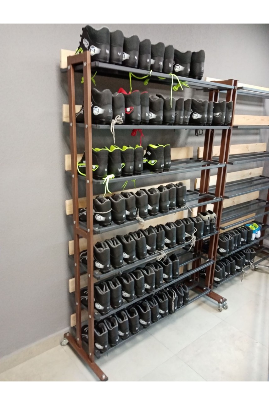 Стеллаж для хранения лыжных ботинок
